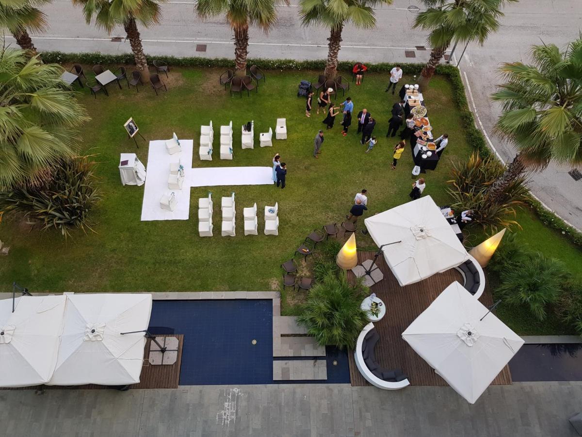 Cosmopolitan Hotel